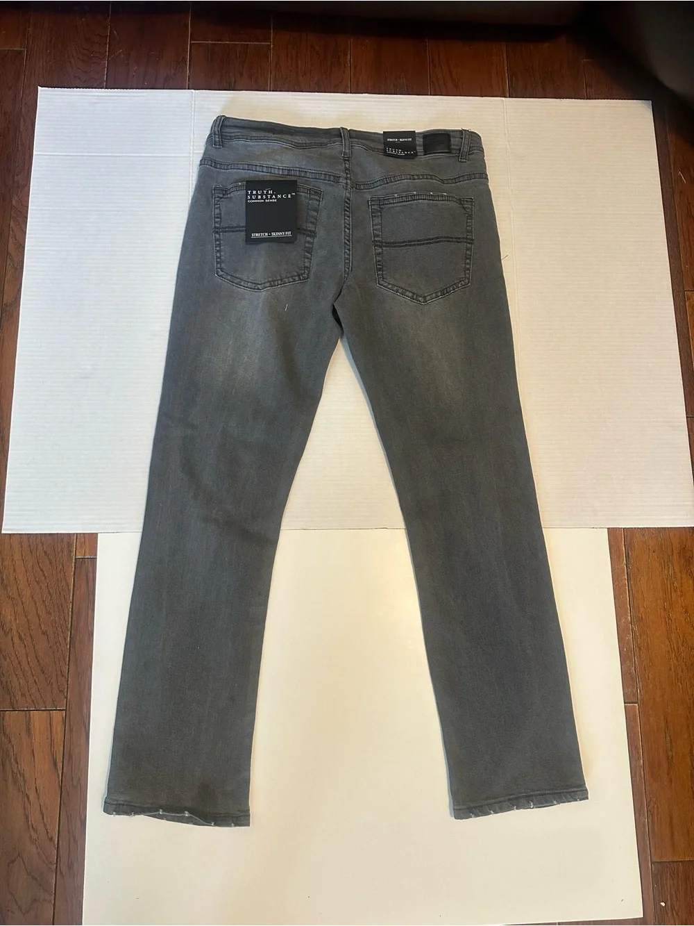Truth Substance Men’s Gray Distressed Skinny Jeans 30x30 NWT Stretch